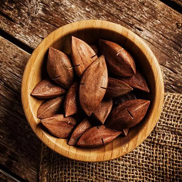Pili Nuts